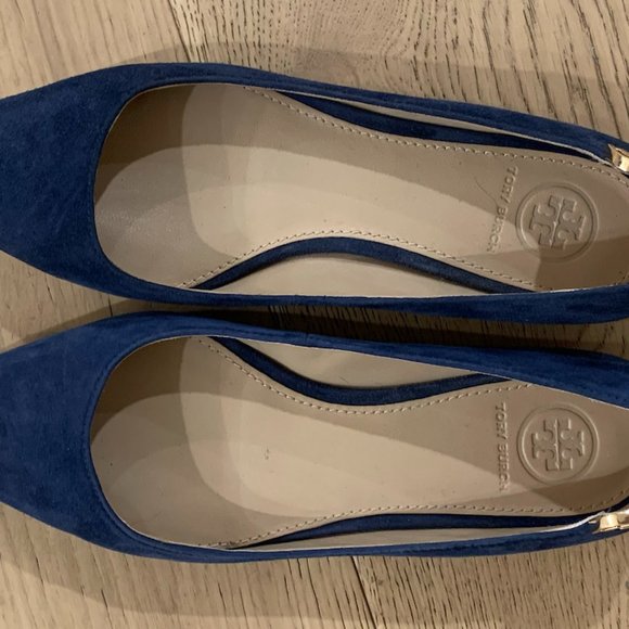 Tory Burch Suede Point Toe Flats - Picture 2 of 3